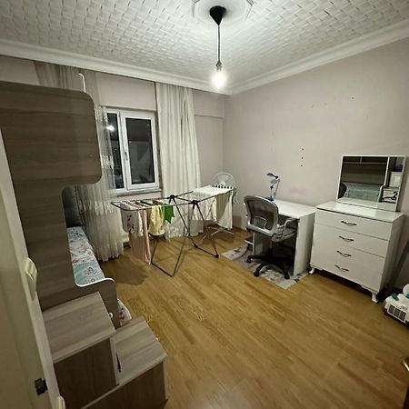 Lovely 2 Bedrooms Apartment With Full Furniture อิสตันบูล ภายนอก รูปภาพ